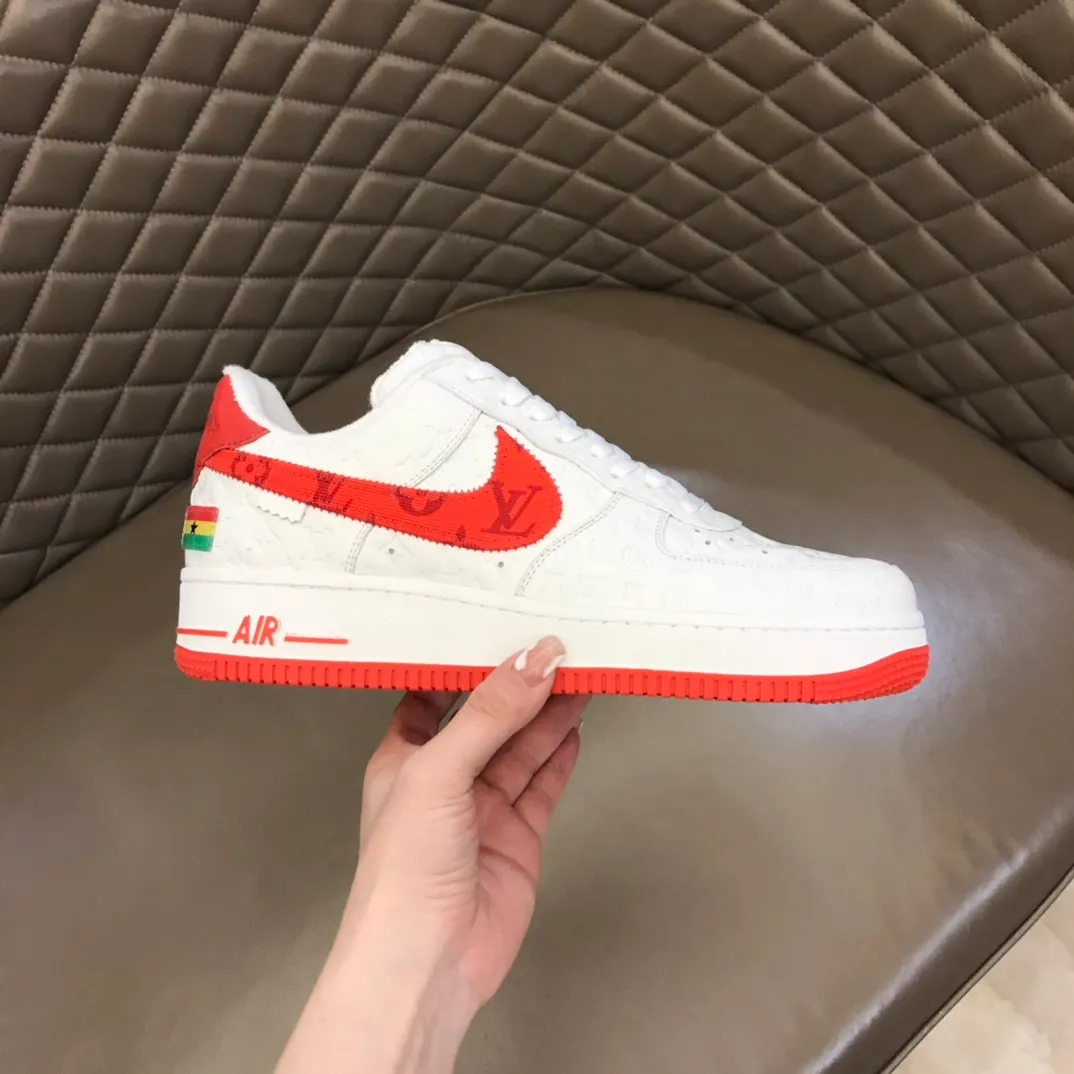Men's shoes 💰p420 "*OUIS *UITTO*" x OFF-WHITE x Nike tripartite collaboration! Trendy and cool men's casual sports shoes with unrivaled color matching. The design idea basically continues the style of THE TEN. The Swoosh line and tongue label have a very familiar visual effect and are both fashionable and trendy! A must-have for fashionistas! The effect on your feet is absolutely stunning! (The original drawer packaging accessories are complete) Code number 38-45